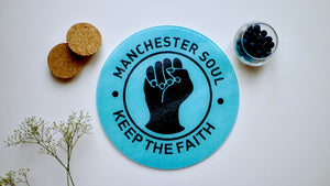 
            
                Load image into Gallery viewer, Mancheter Soul - Northern Soul Blue Glass Worktop Saver - Chopping Board - Placemat - Kitsch Republic
            
        