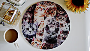 
            
                Load image into Gallery viewer, Crazy Cat Glass Worktop Saver - Chopping Board - Placemat - Kitsch Republic
            
        